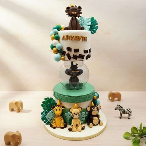 Safari-themed-birthday-cake